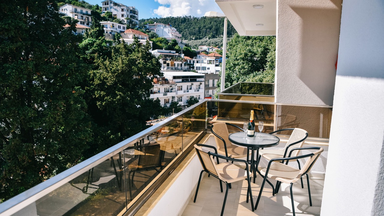Photo of Patio Balcony in Rana