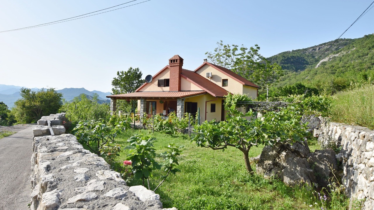 Photo of Outdoor in Limljani