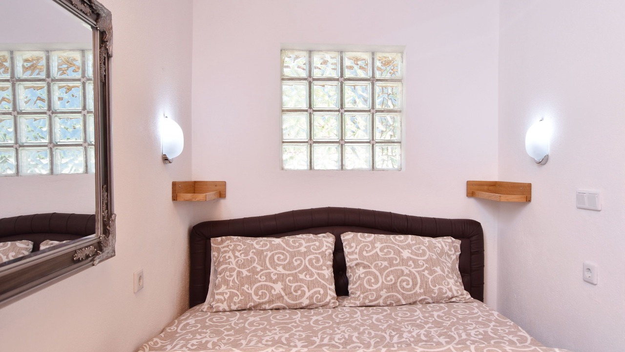 Photo of Bedroom in Limljani