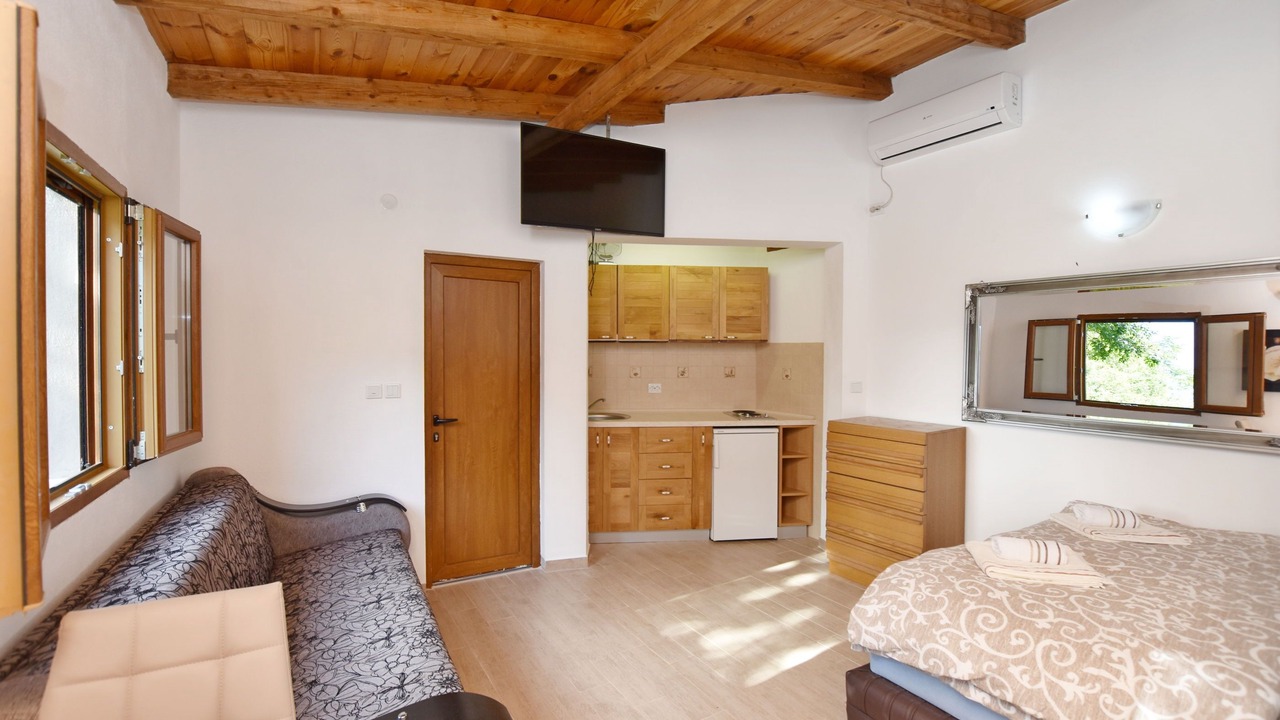 Photo of Bedroom in Limljani