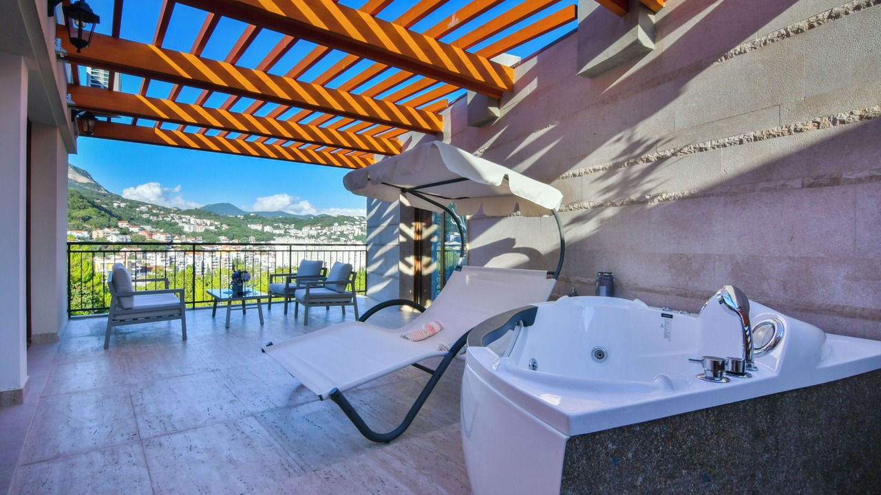 Photo of Patio Balcony in Igalo