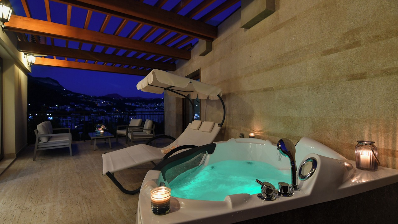 Photo of Patio Balcony in Igalo