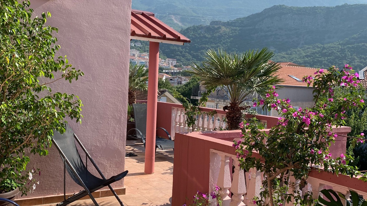Photo of Patio Balcony in Maini