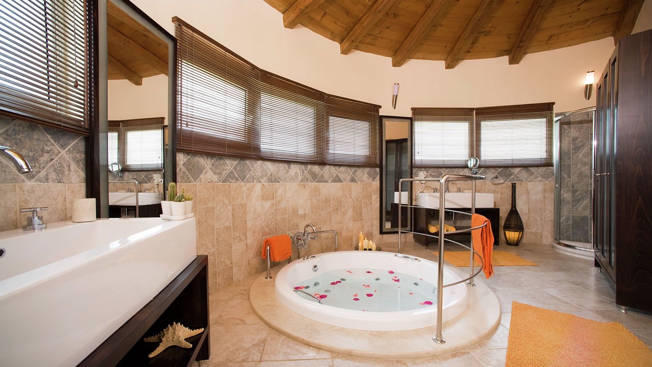 Photo of Bathroom in Parelia