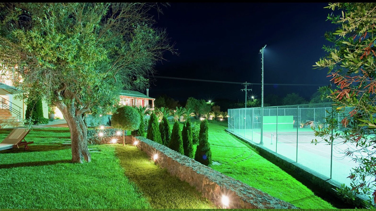 Photo of Outdoor in Parelia