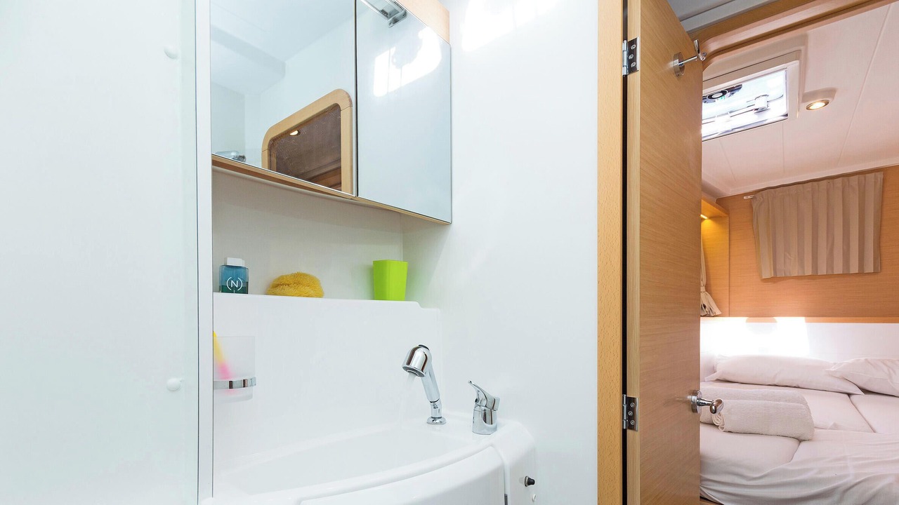 Photo of Bathroom in Lavrio