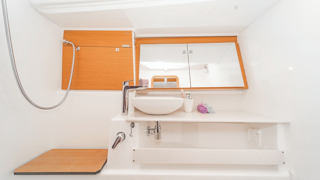 Photo of Bathroom in Volos City Centre