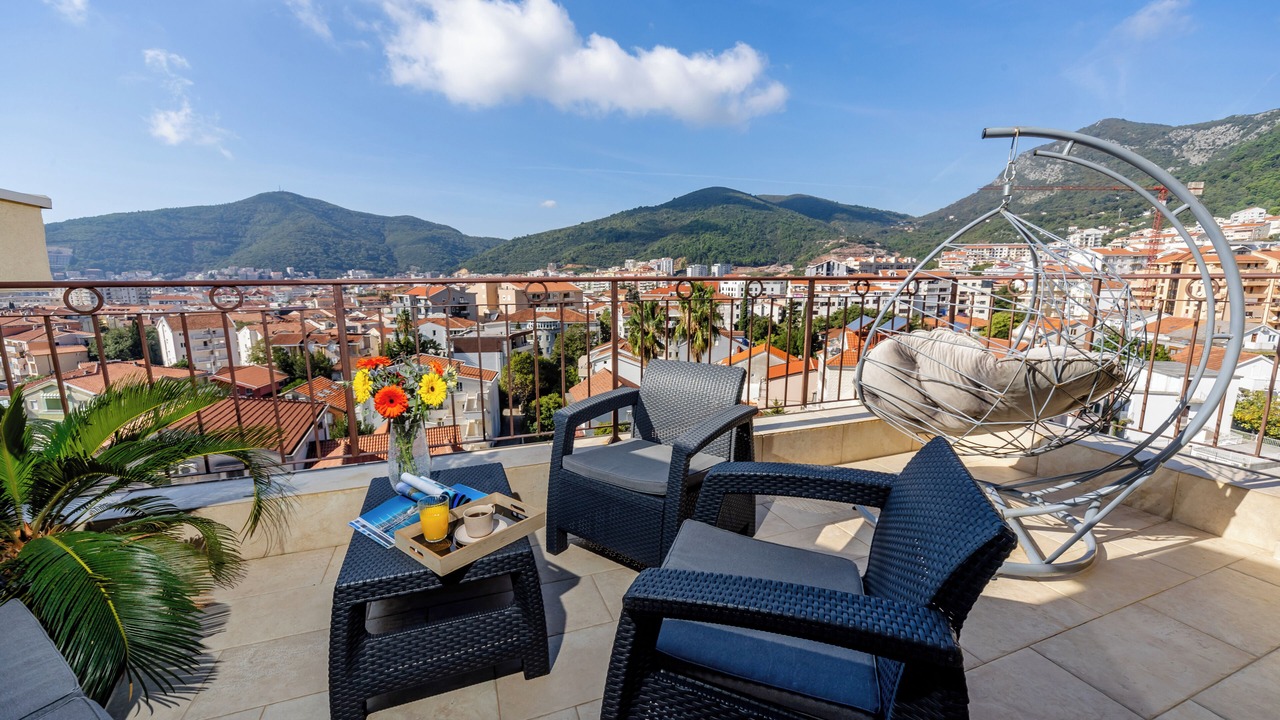 Photo of Patio Balcony in Lazi