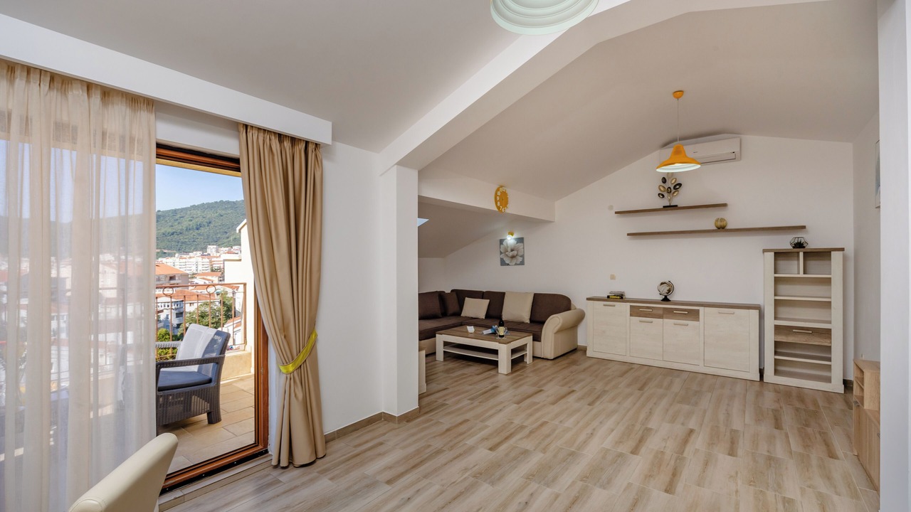 Photo of Livingroom in Lazi