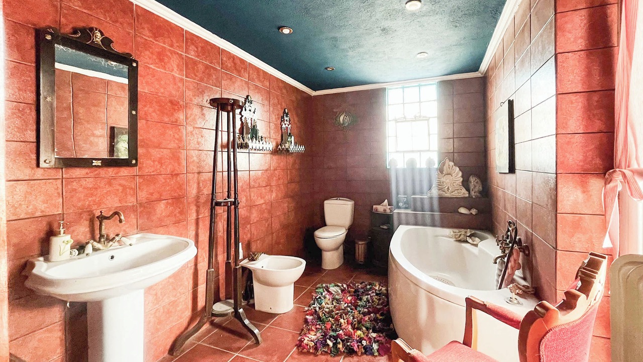 Photo of Bathroom in Tavros