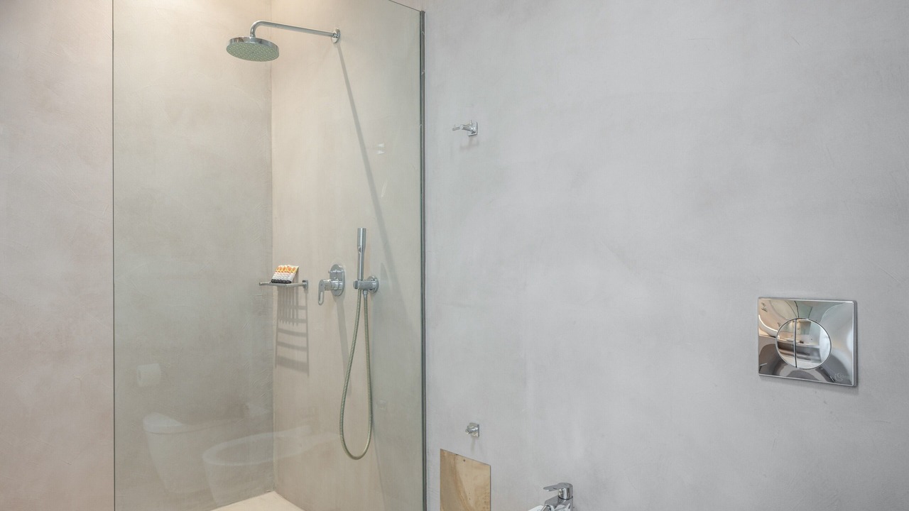 Photo of Bathroom in Ios