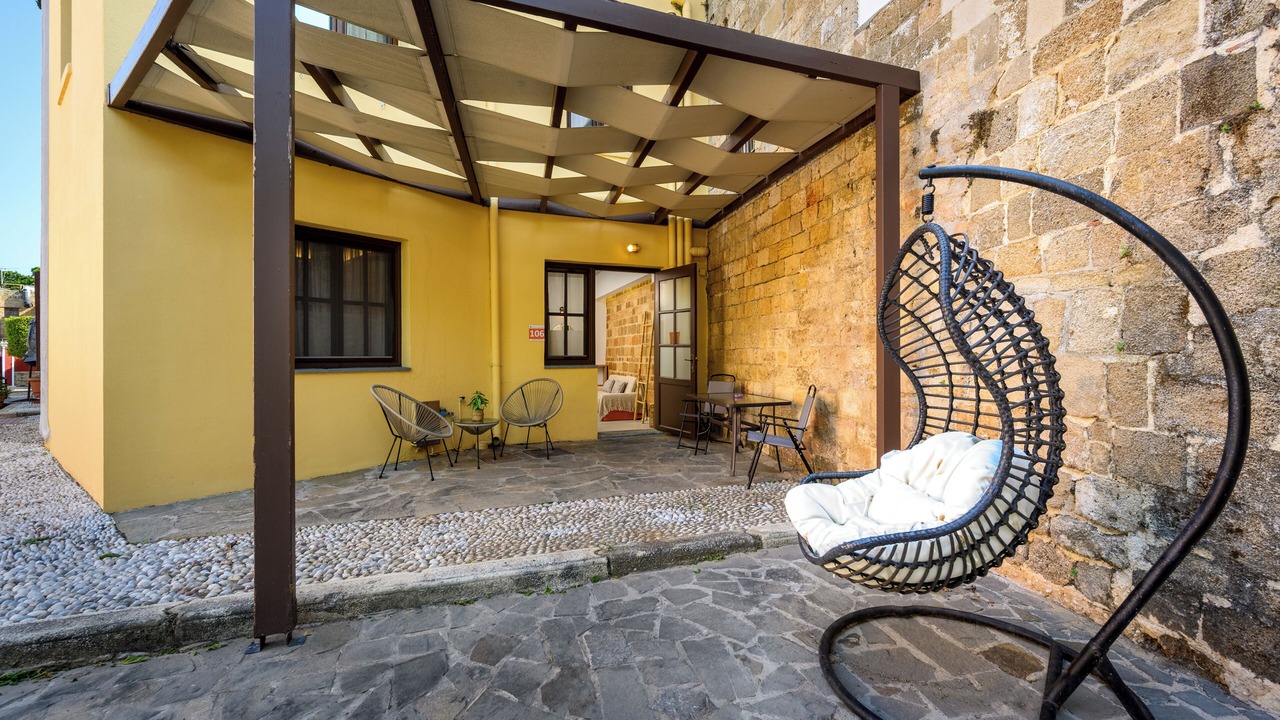 Photo of Patio Balcony in Rhodes Old Town