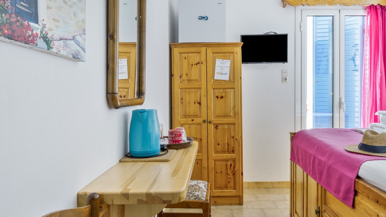 Photo of Bedroom in Aegiali