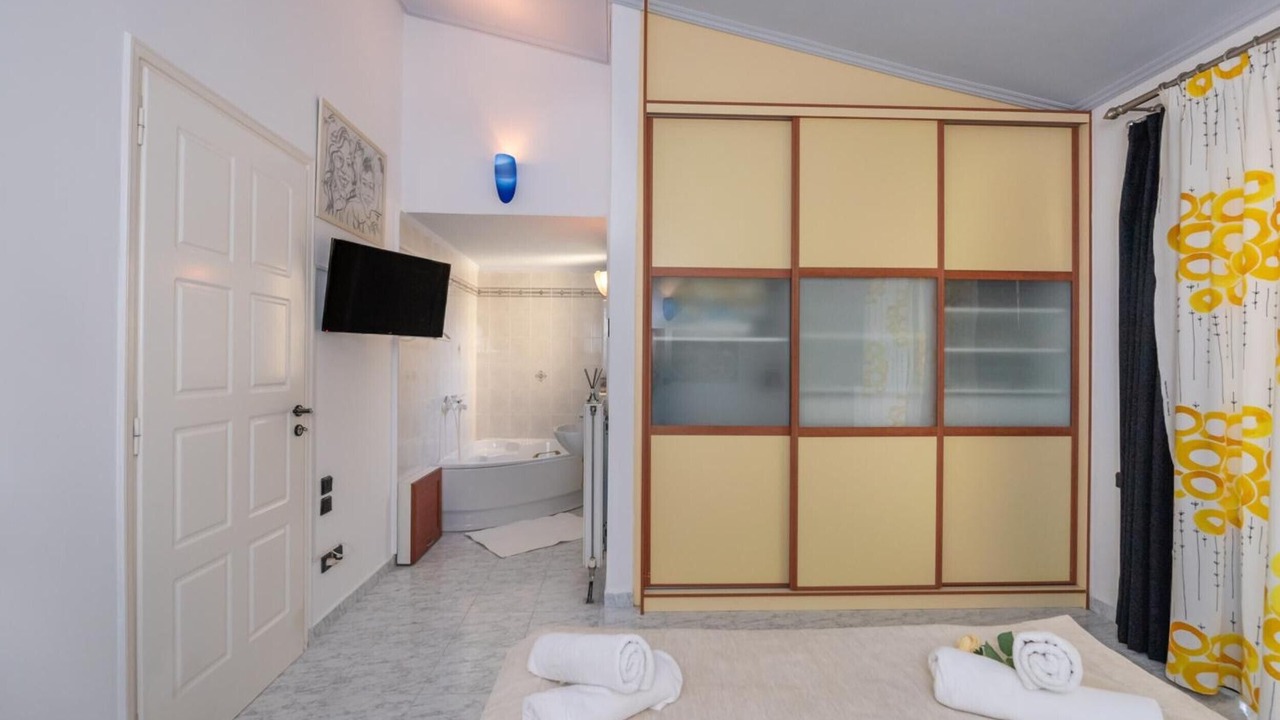 Photo of Bedroom in Korithion