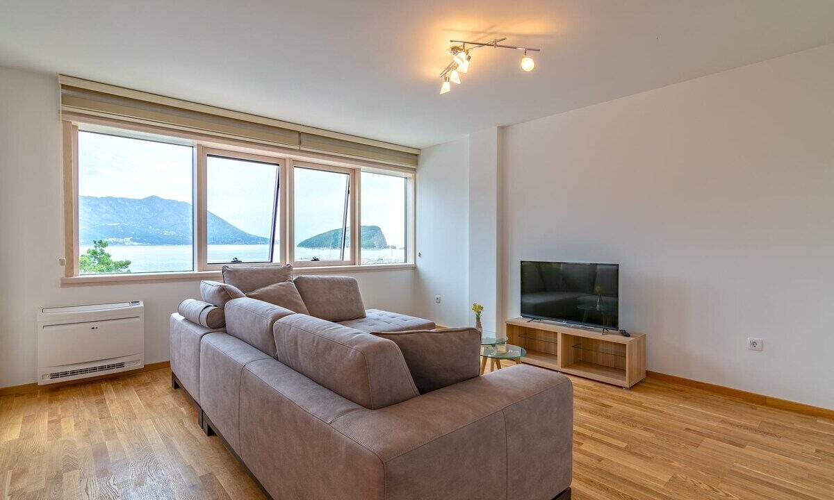 Photo of Livingroom in Budva