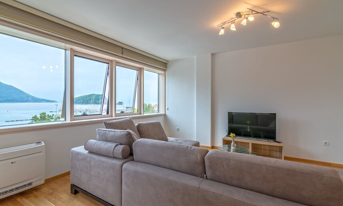 Photo of Livingroom in Budva