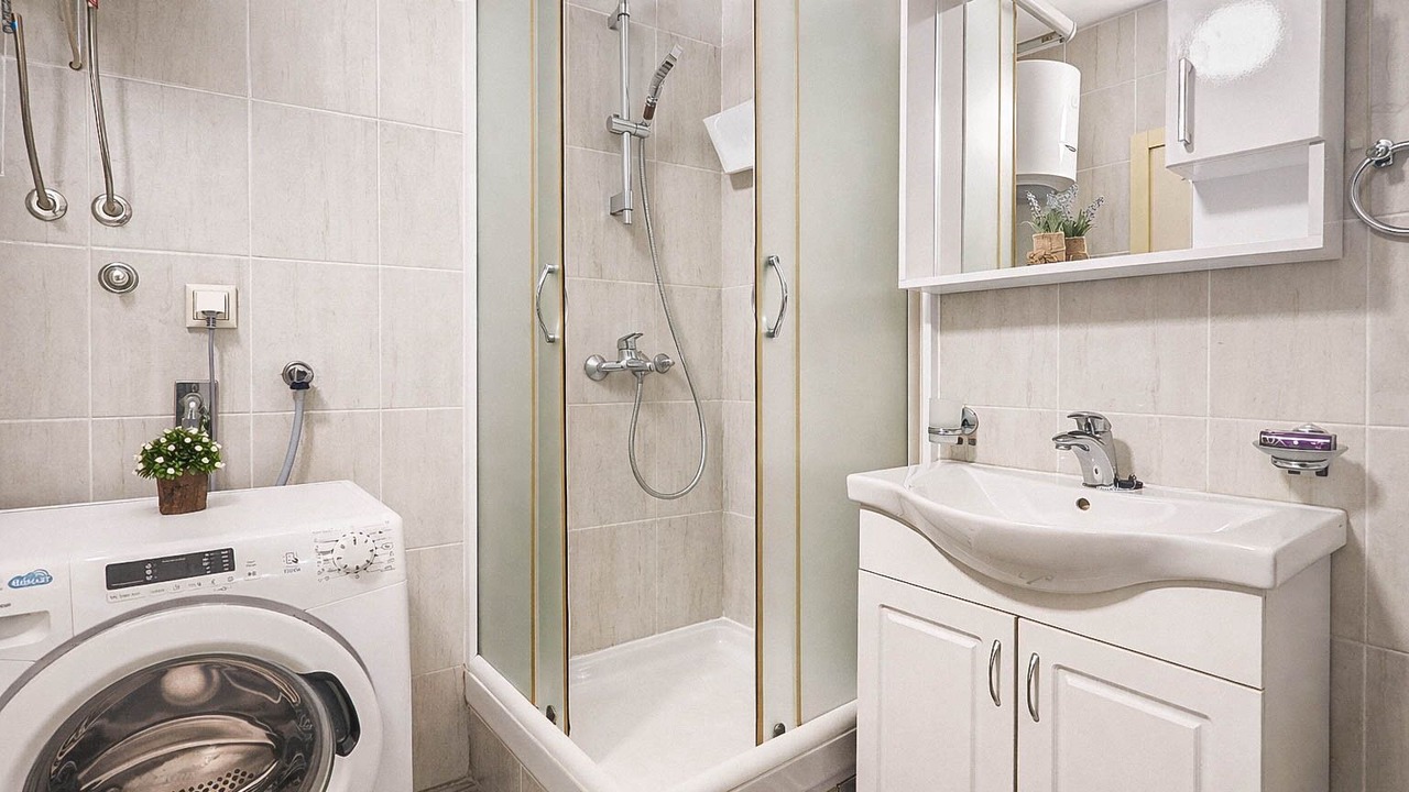 Photo of Bathroom in Maini