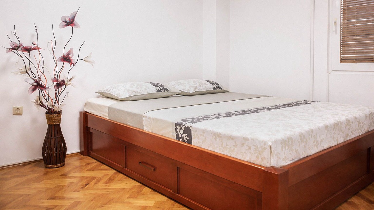 Photo of Bedroom in Maini
