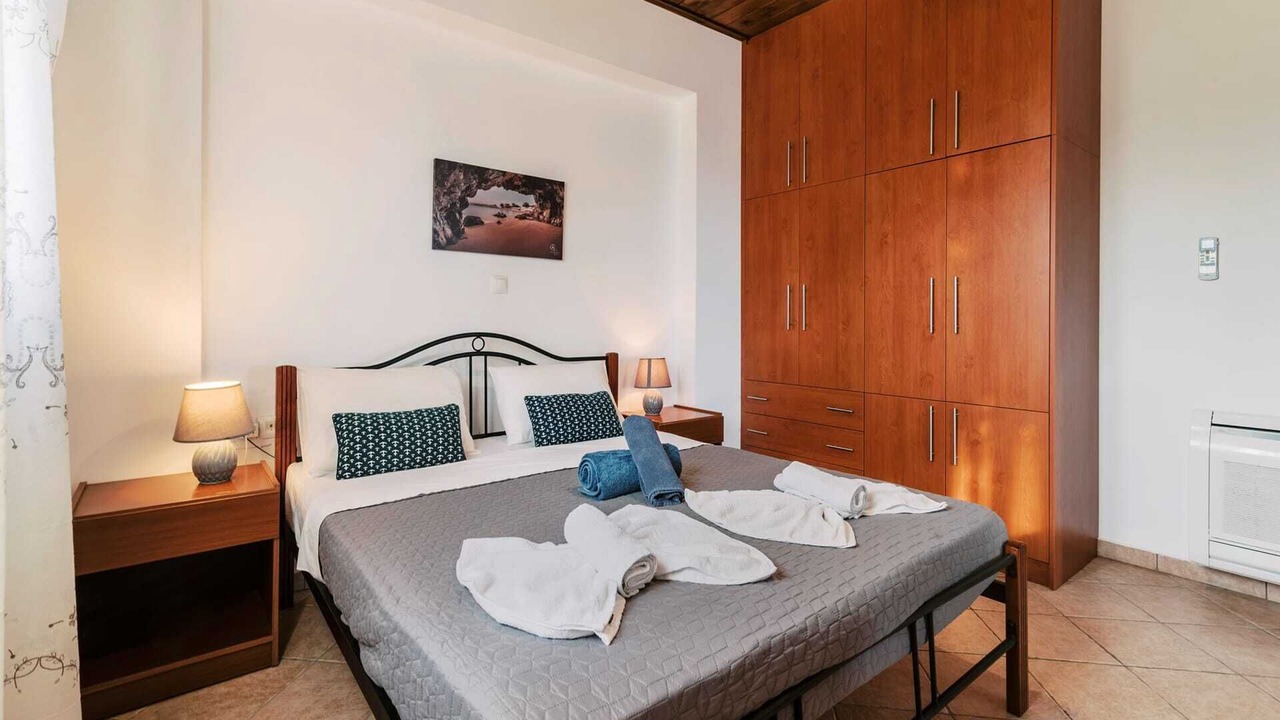 Photo of Bedroom in Lahania