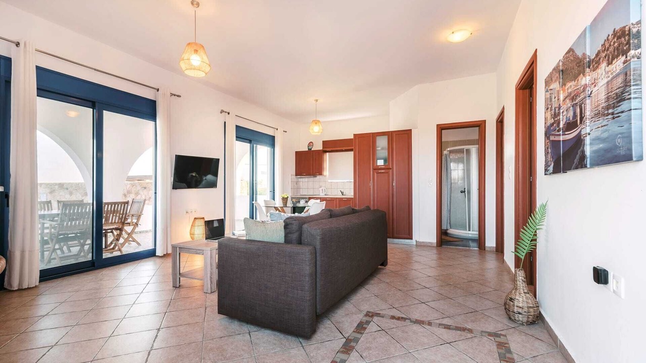 Photo of Livingroom in Lahania
