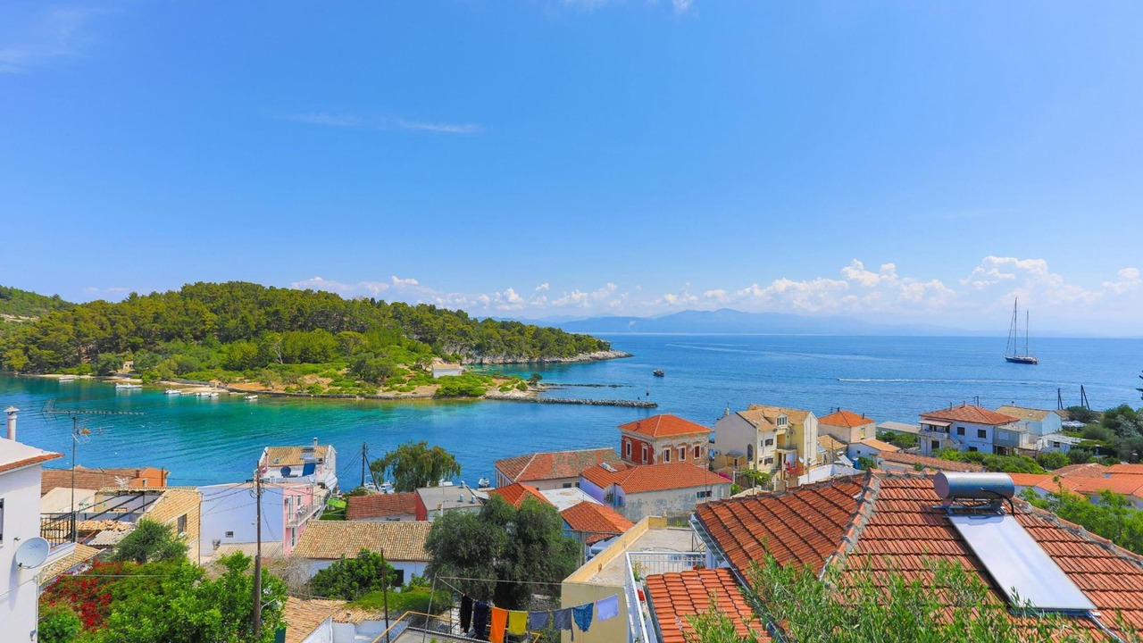 Photo of Others in Gaios