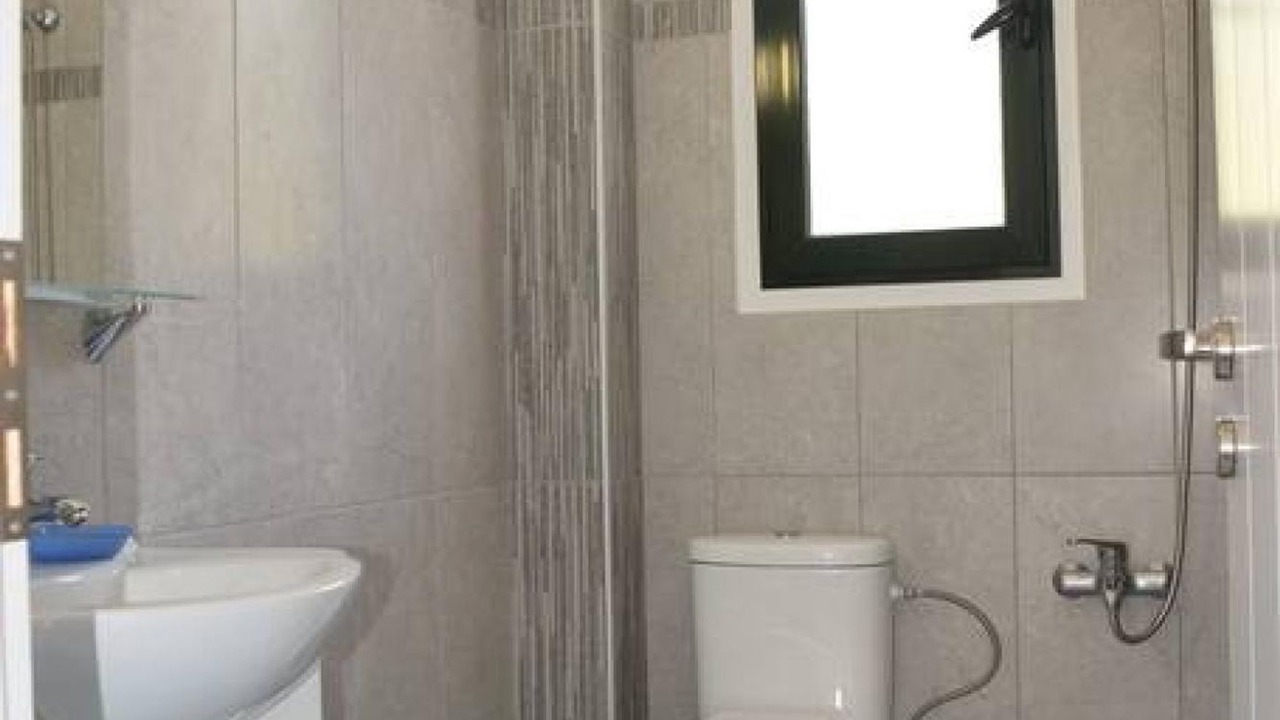 Photo of Bathroom in Dhrakata