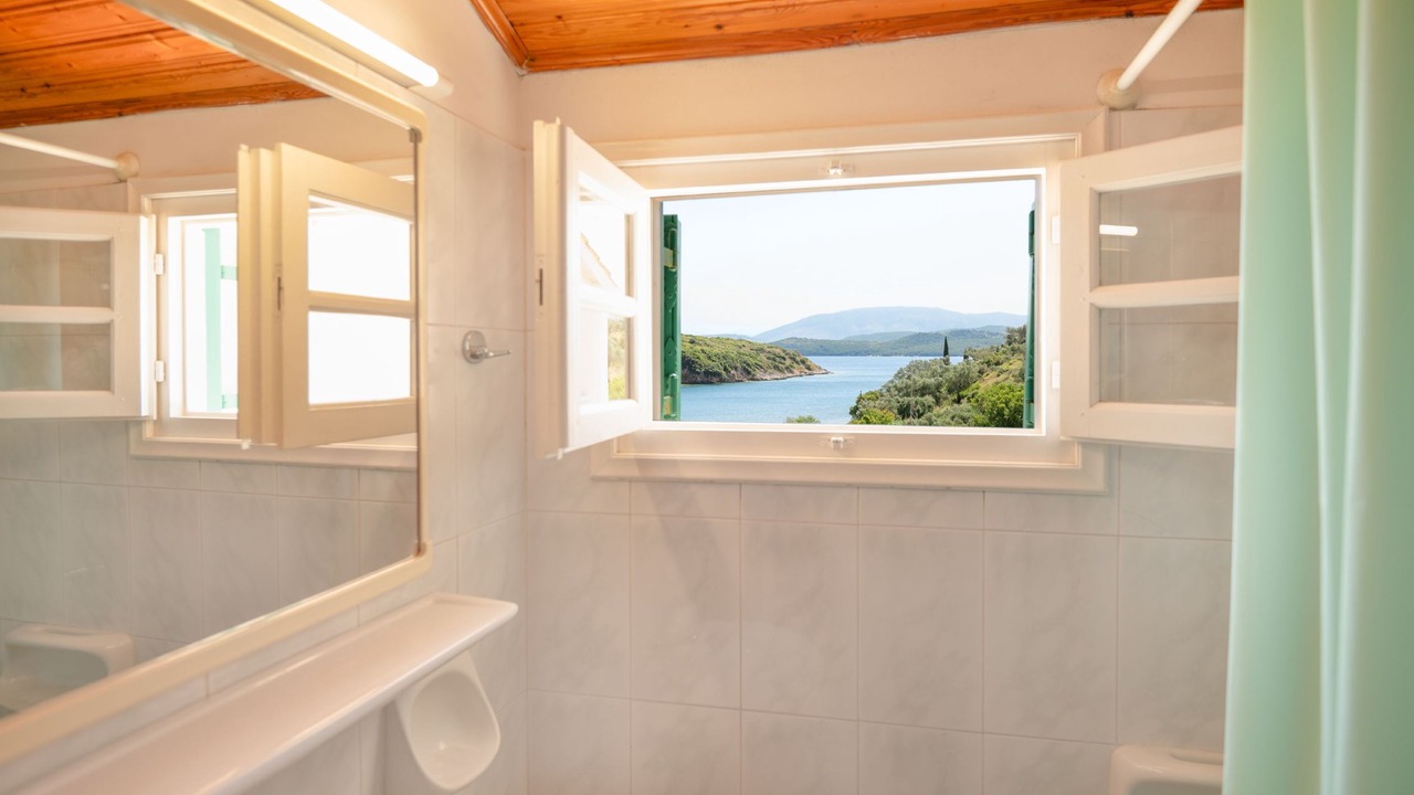 Photo of Bathroom in Agios Stefanos