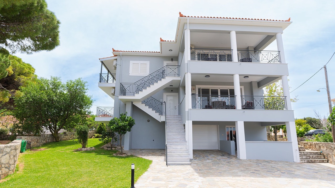 Photo of Outdoor in Menegata