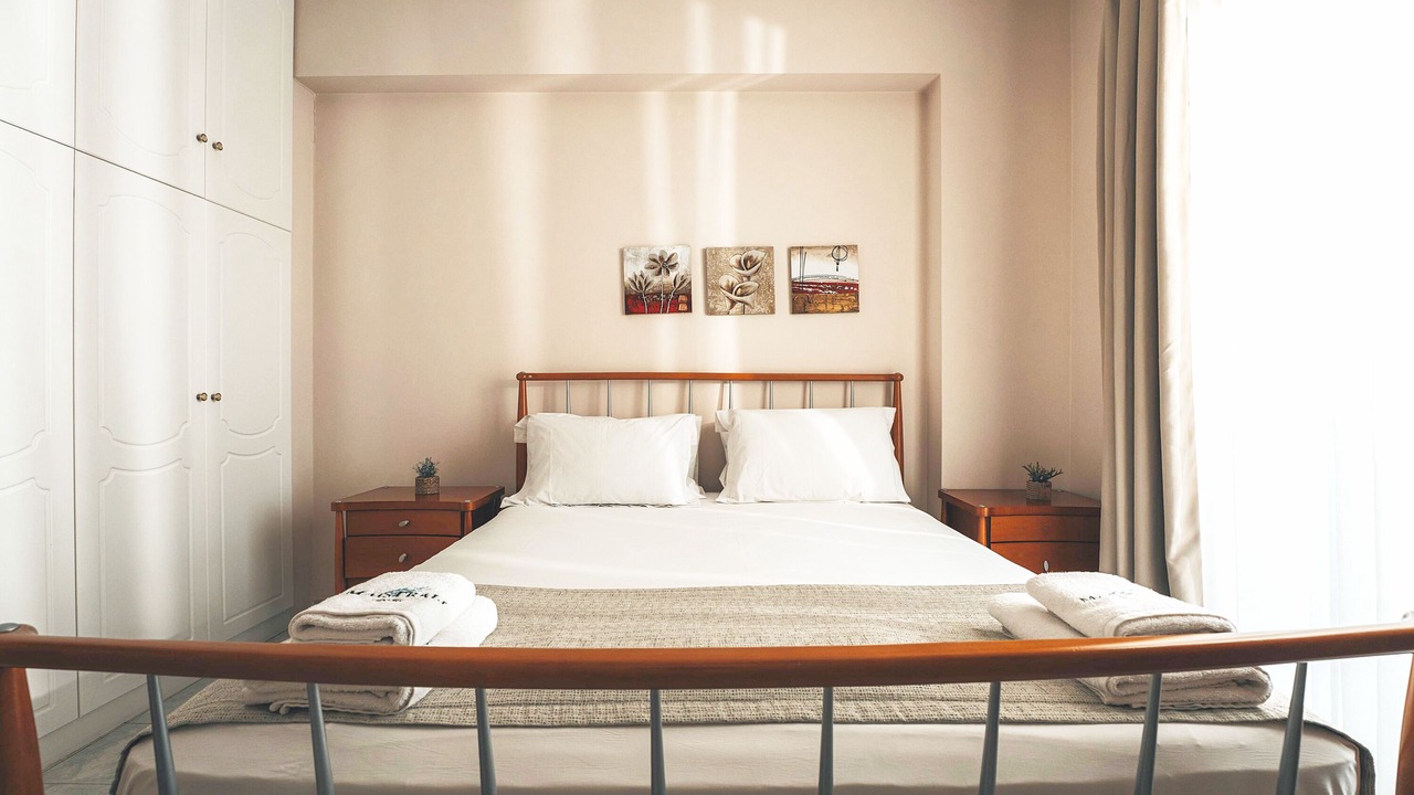 Photo of Bedroom in Neromilos