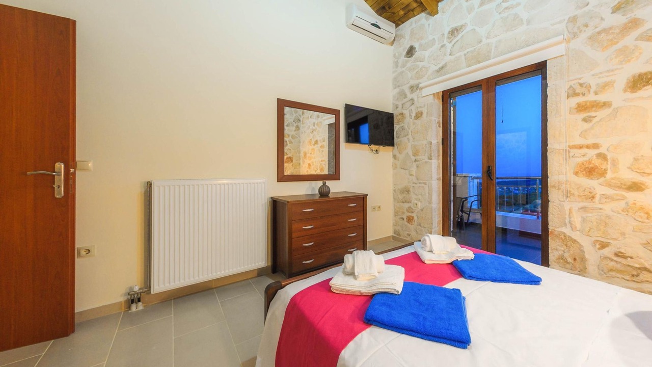Photo of Bedroom in Elation