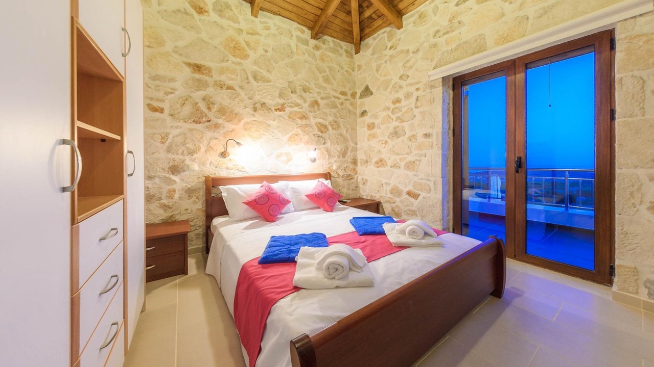 Photo of Bedroom in Elation