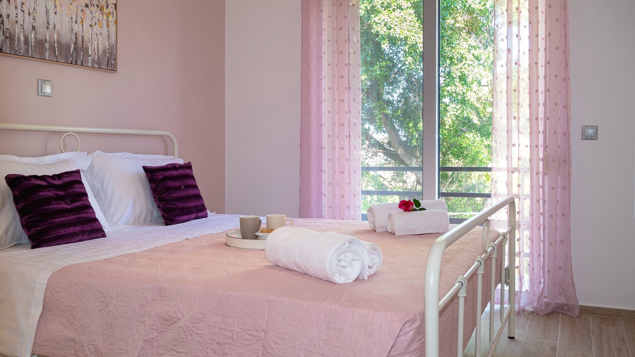 Photo of Bedroom in Ialyssos