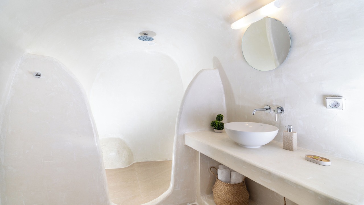 Photo of Bathroom in Oia