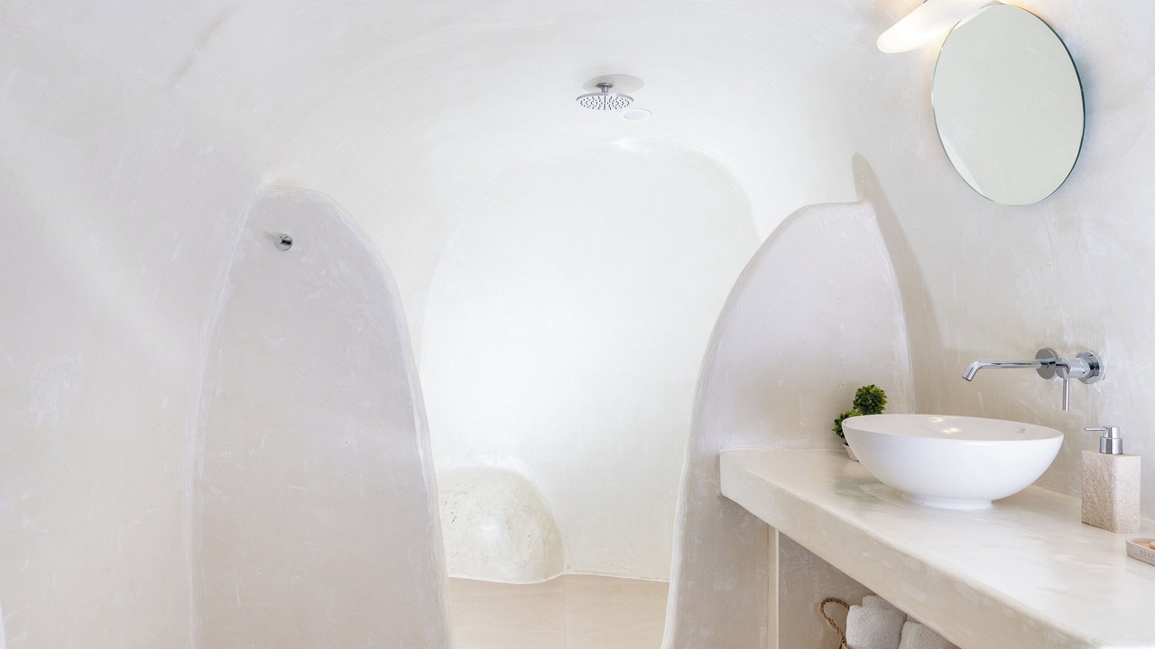 Photo of Bathroom in Oia