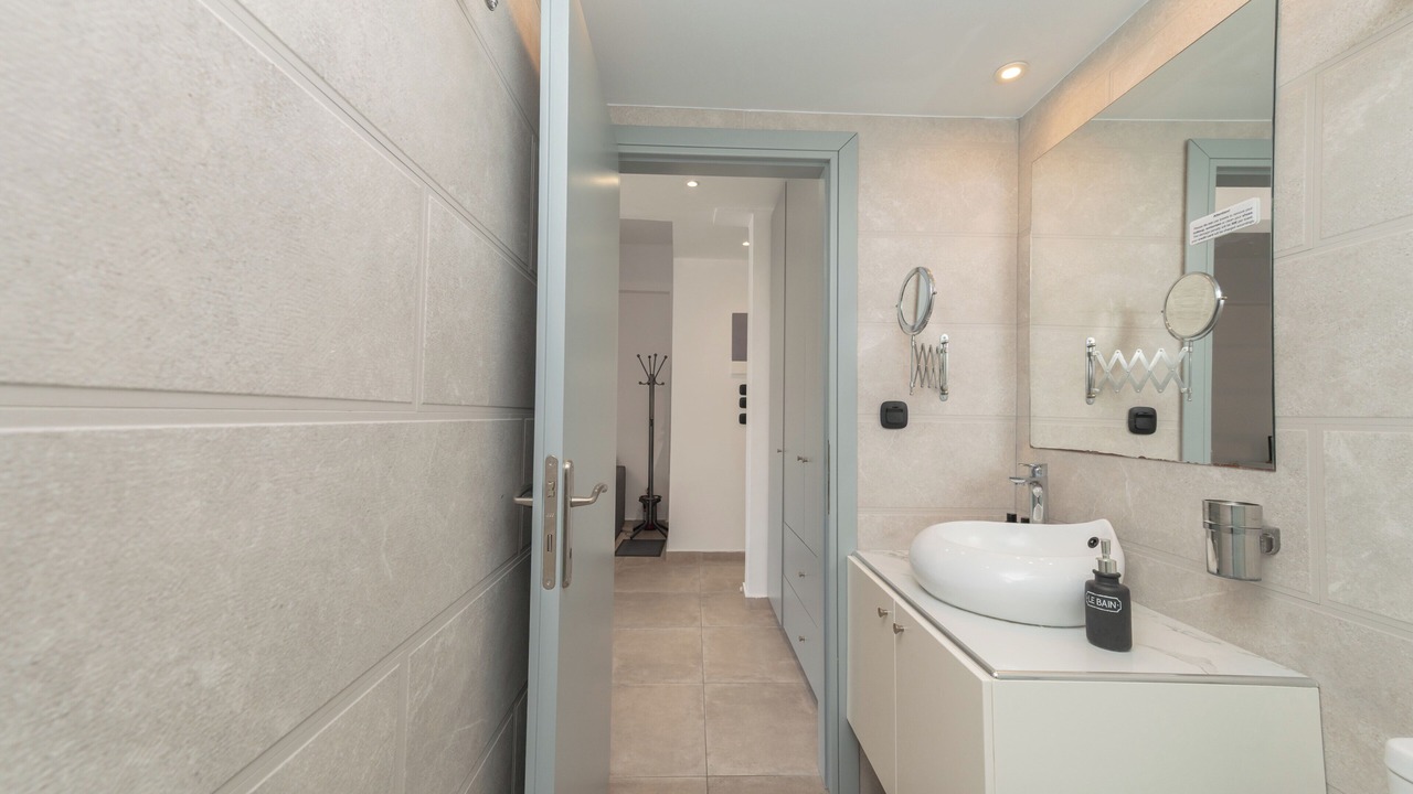 Photo of Bathroom in Kos