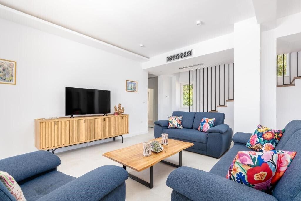 Photo of Livingroom in Denovici