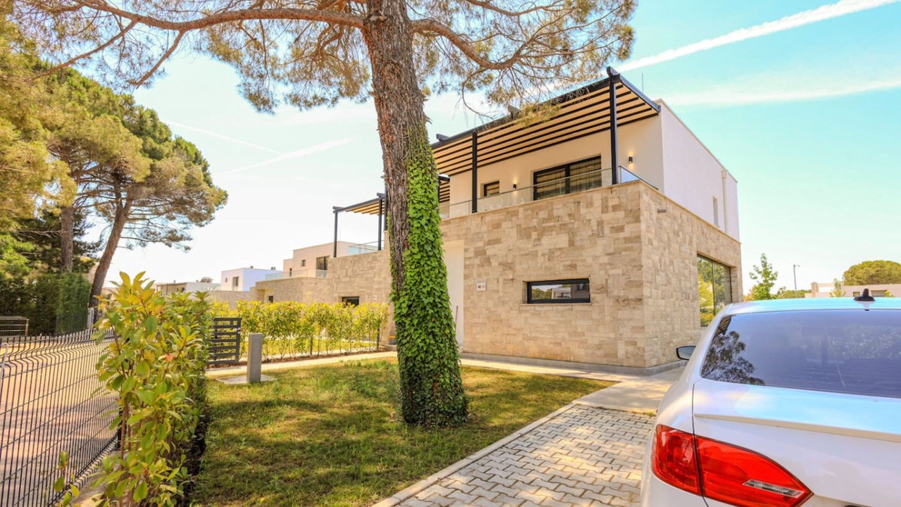Photo of Outdoor in Ishem