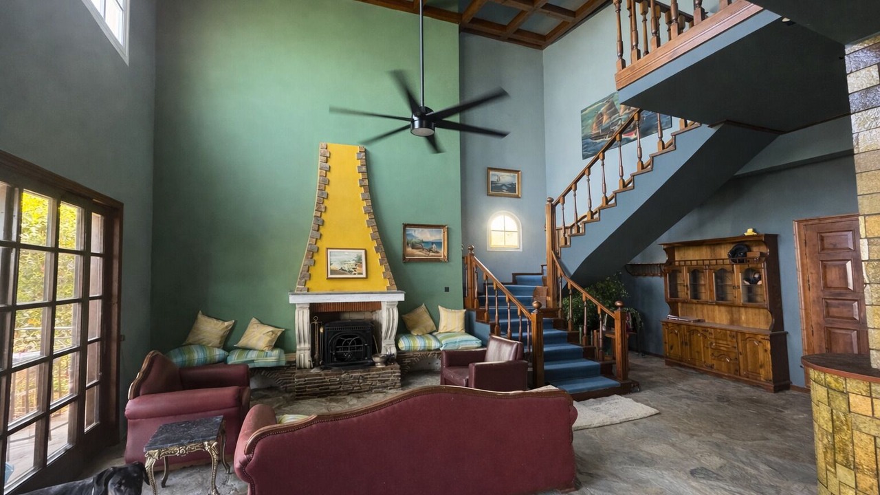 Photo of Livingroom in Lakopetra