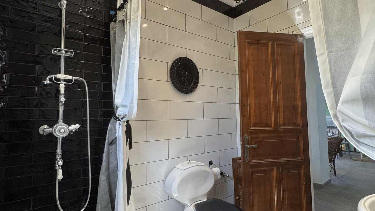Photo of Bathroom in Lakopetra