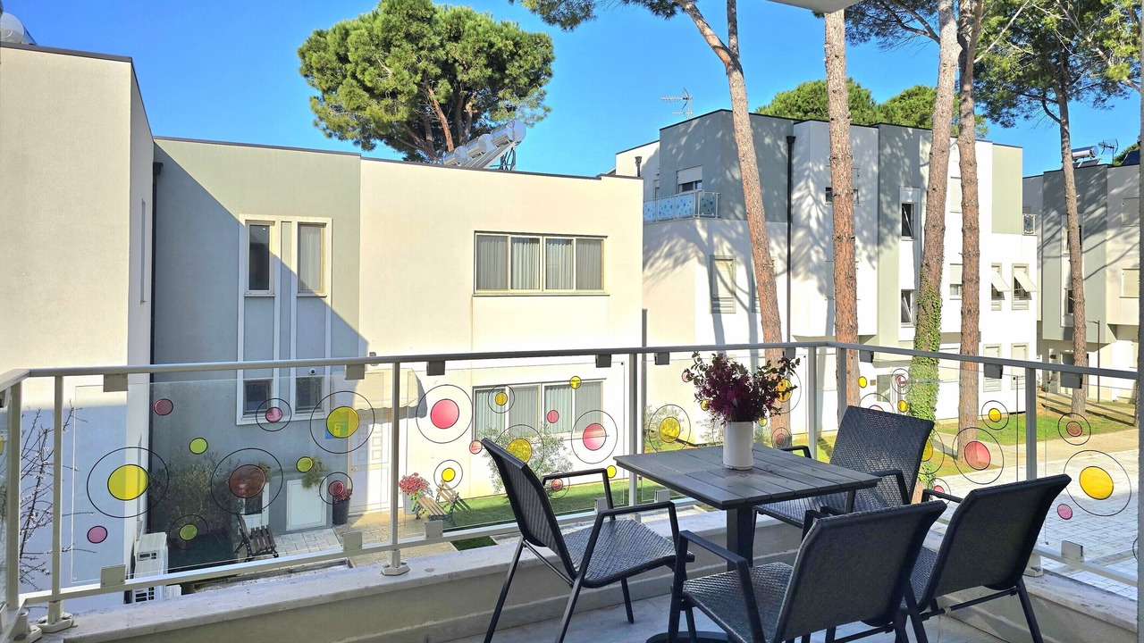 Photo of Patio Balcony in Ishem