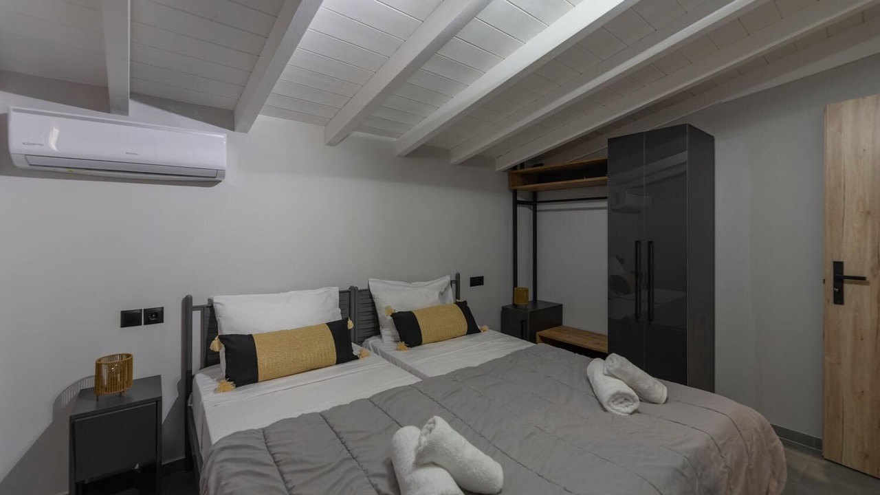 Photo of Bedroom in Lefktron