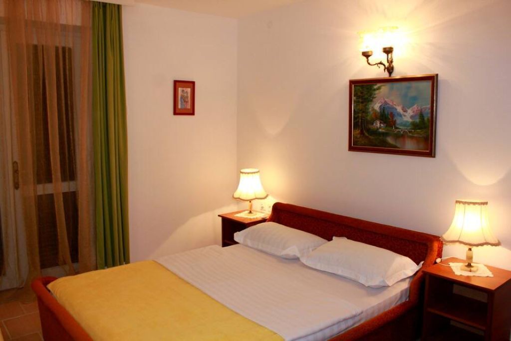 Photo of Bedroom in Sveti Stefan