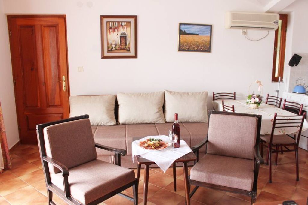 Photo of Livingroom in Sveti Stefan