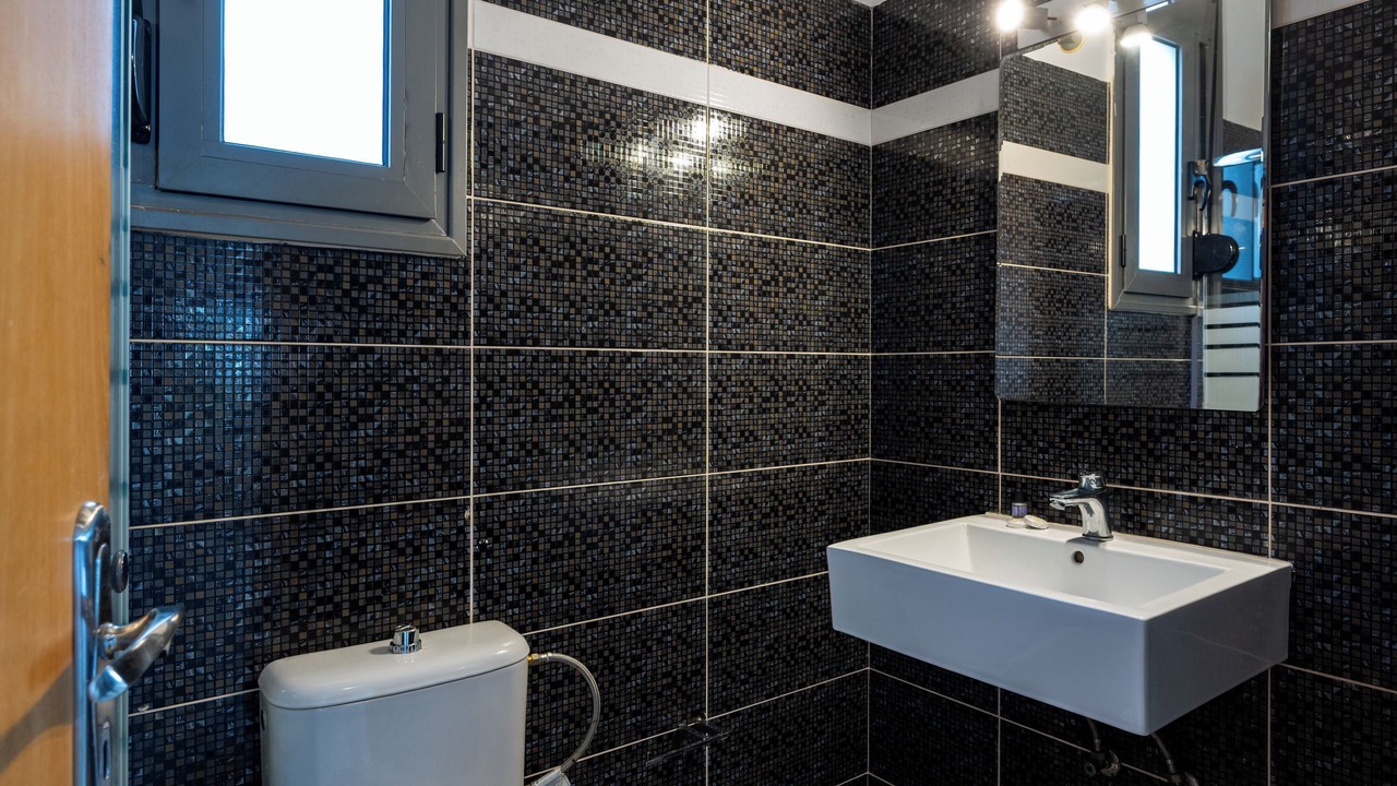 Photo of Bathroom in Lahania