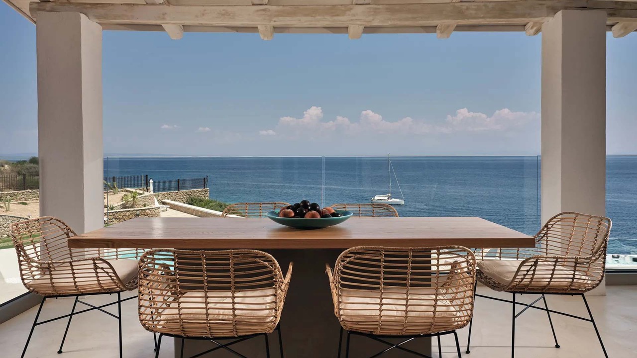 Photo of Outdoor in Neromilos
