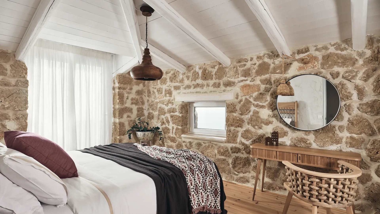Photo of Bedroom in Neromilos