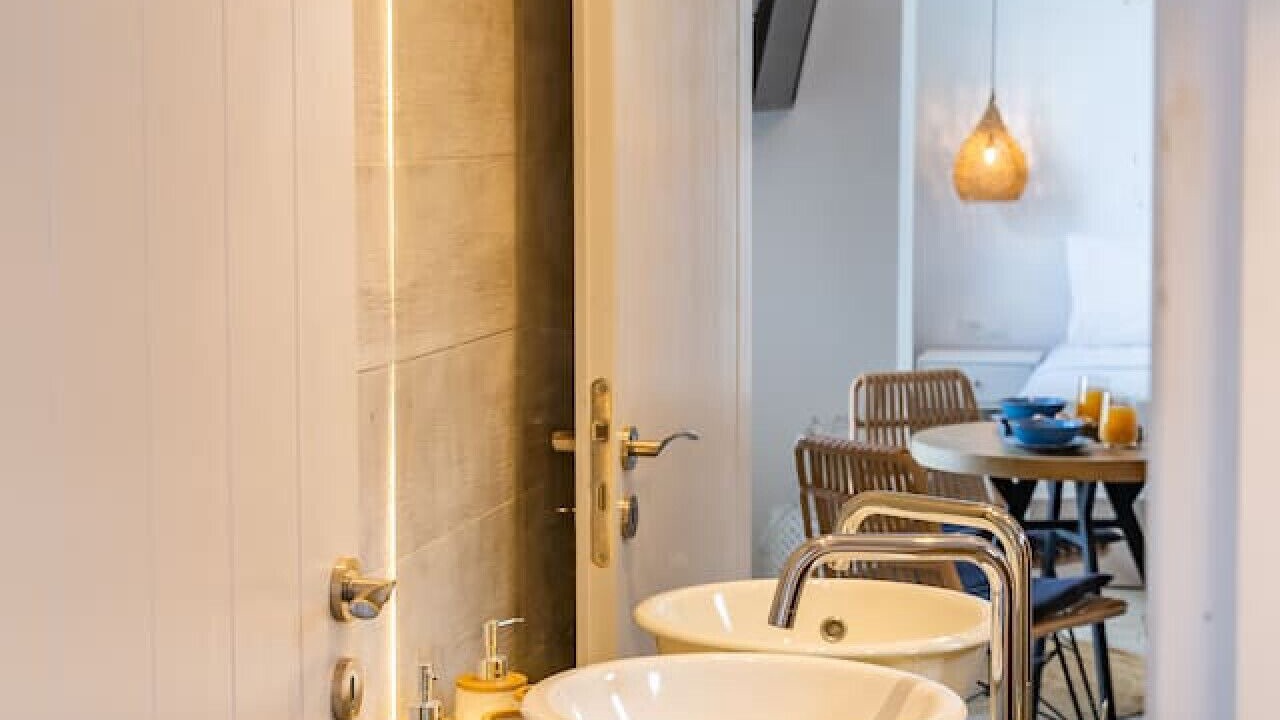 Photo of Bathroom in Aperio