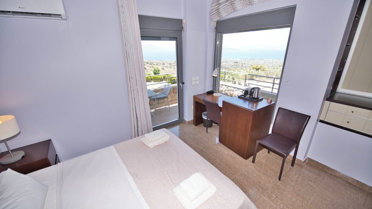 Photo of Bedroom in Kontos