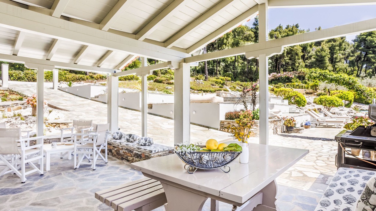 Photo of Livingroom in Alikias