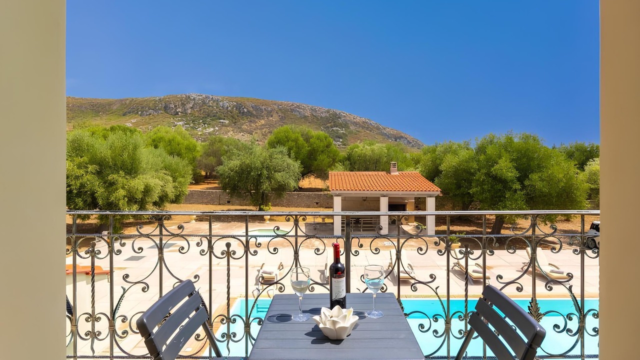 Photo of Outdoor in Kateleios